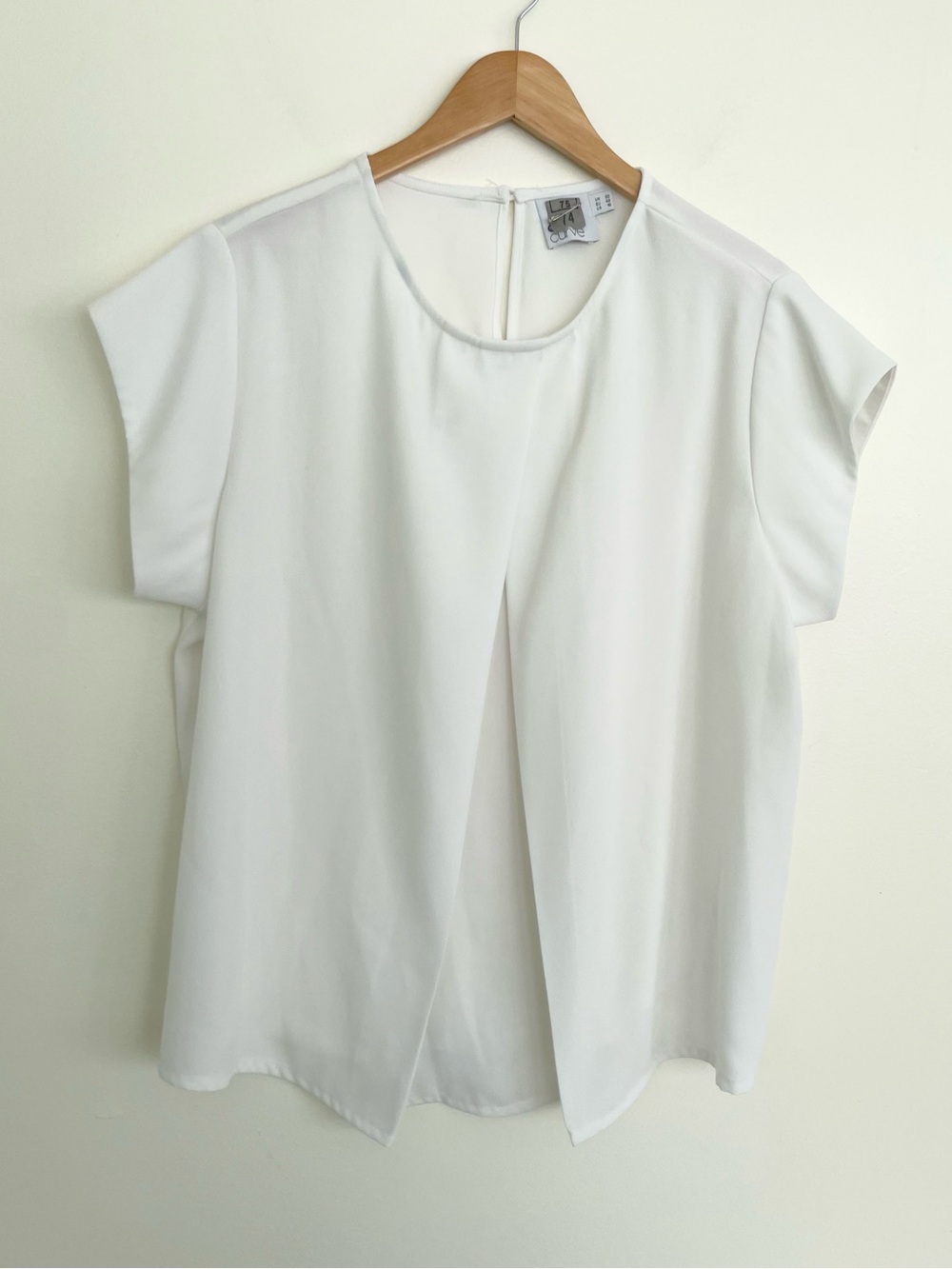 ASOS Curve Crisp White Mixed Media Pleated Blouse US 16 Short Sleeve Flowy